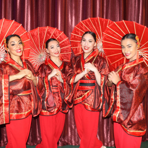 Chinese-Umbrella-Dance