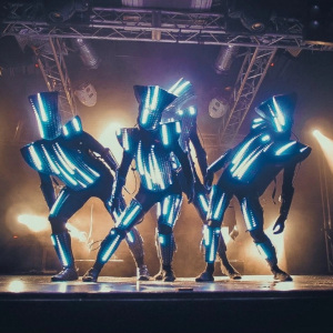 LED-Pixel-Robot-Dancers