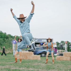 Line-Dancers-2-small